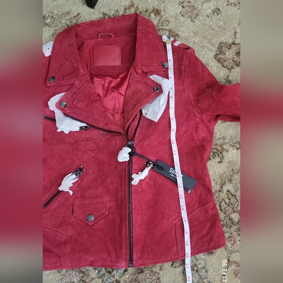 BLANK NYC Silent 100% Red Leather Suede Cropped Moto Jacket NWT SZ SM - Picture 10 of 10